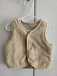 UNIQLO ベビーベスト フリース 60cm ベージュ