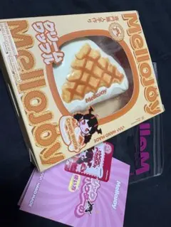 mellojoy クリームワッフル 四角&三角 スクイーズ - メルカリ