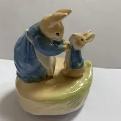 希少な逸品！ピーターラビット 陶器製 オルゴールのサムネイル