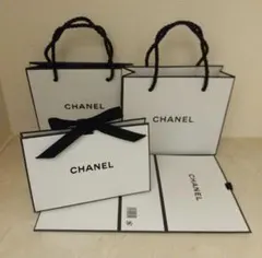 シャネル コスメ ラッピング 4点セット ギフトボックスXXSとショッパー 2組