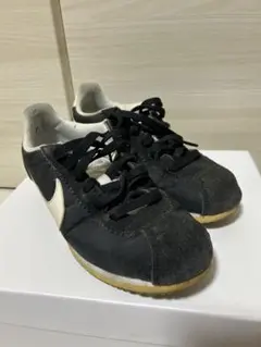 Nike ブラック/ホワイト スニーカー