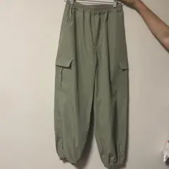 カーキ カーゴパンツ ワイドシルエット