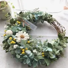 Item thumbnail for item 9d99e2e2-25d7-498f-8723-243312bd3d22