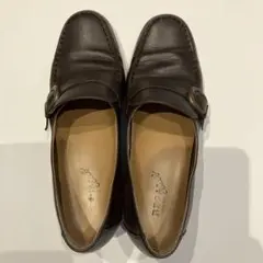 レザー ローファー ダークブラウン バックル付き