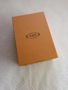 TOD'S オレンジ箱　空箱　シューズボックスのサムネイル