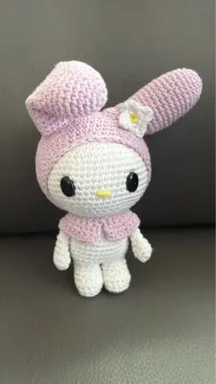 ウサギ耳付きあみぐるみ 15 cm