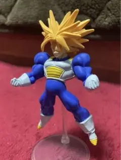 ドラゴンボールHGフィギュア　トランクスフィギュア　スーパーサイヤ人　フルパワー