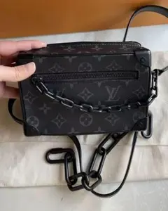 ブラック ショルダーバッグ~~~