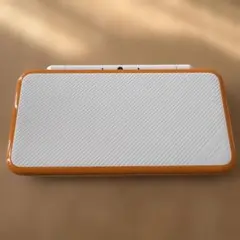 Newニンテンドー2DS LL ホワイト×オレンジ 本体