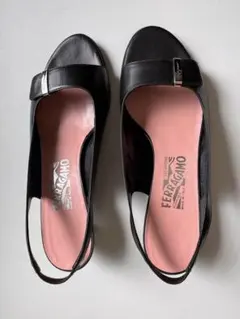 Salvatore Ferragamo フェラガモ　サンダル8B 25cmのサムネイル