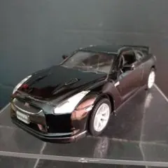 キンスマート 1/36 『 2009 日産 GT-R R35 』(黒色)のサムネイル