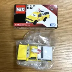 【新品】カーズ トミカ　ライトニング・マックィーン　スタンダードタイプC-33