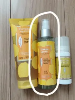 ロクシタン　ハイドレーティングボディスプレー（ボディ用保湿ジェル）