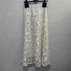 リリーブラウン　フラワーチュール刺繍スカート