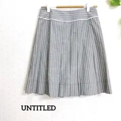 アンタイトル　ワールド　膝丈スカート　グレーとホワイト　ストライプ プリーツ　1