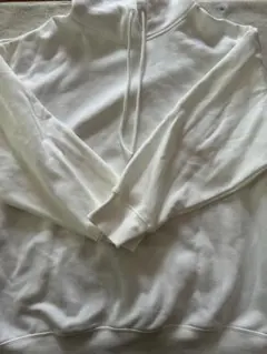 GU ホワイト フード付きパーカー