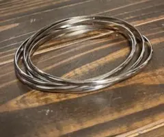 アクセサリー zuci Three-Stranded Bangle(Silver) zuci Three-Stranded Bangle(Silver) - メルカリ
