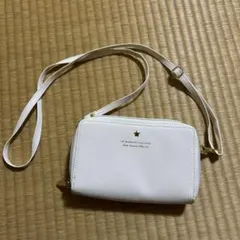 ブルーブルーエ　ホワイト 星モチーフ コンパクトショルダーバッグのサムネイル