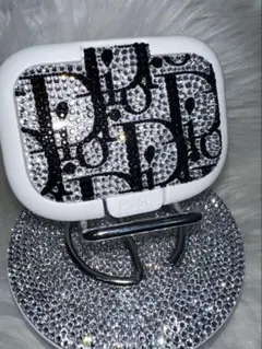 Item thumbnail for item cd0c75a5-bbeb-43d2-8006-11df17f73de5