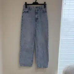 ライトブルー　ワイドストレートデニム