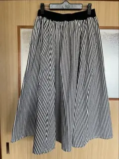 ✴︎美品✴︎日本製✴︎ センソユニコ ルクルカ　デニム地フレアスカート　ストライプ