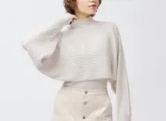 長袖ニットセットアップ