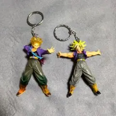 ドラゴンボール　トランクス　2種 ハイクオリティキーホルダー