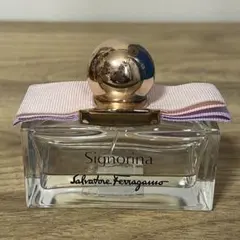 サルヴァトーレフェラガモ シニョリーナ 香水 50ml オーデトワレ