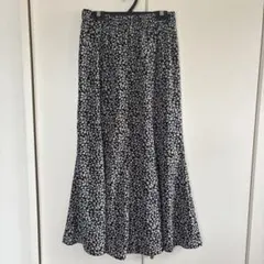 花柄ロングスカート フリーサイズ マーメイド　ウエストゴムのサムネイル