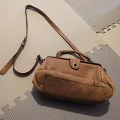 ダコタ　未使用訳あり　ブラウンレザーショルダーバッグ