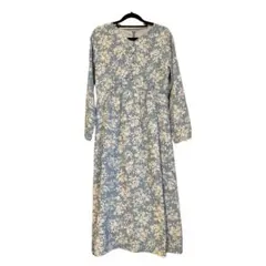 ほぼ新品✨ナチュラルビューティーベーシック水色柄ワンピース