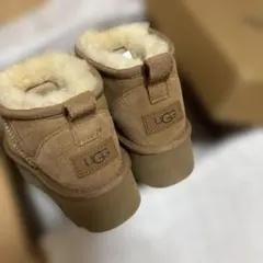 UGG ムートンブーツ アグ　厚底 23cmのサムネイル