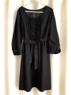美品　胸元フリル　七分袖ワンピース　ブラック　L