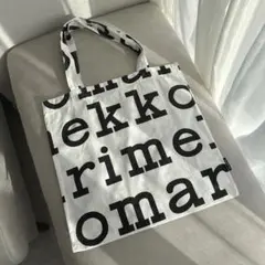 【美品】marimekko ロゴプリント トートバッグ