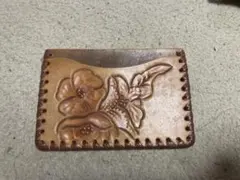革製　花柄　カードケース　レザークラフト　彫刻