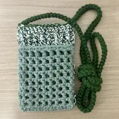 スマホショルダーバッグ 緑 ハンドメイド 編み物のサムネイル