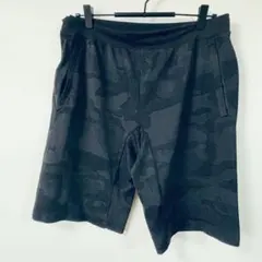 GU スポーツハーフパンツ　ブラック迷彩柄　サイズM?