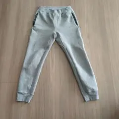 UNIQLO グレー スウェットパンツ 150