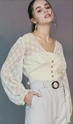 MERCURYDUO ウエストリブボリューム袖レースブラウス