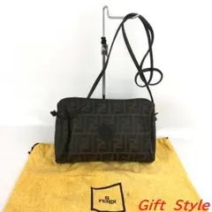 FENDI フェンディ ズッカ柄 ショルダーバッグ レディース ブランド