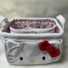 ハローキティ　仕切り付き収納ケース