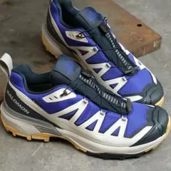 Salomon スニーカー