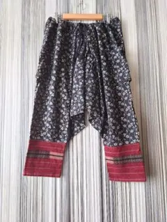 Asivサルエルパンツ 花柄 黒と白もんぺ風 エスニックコットン100%Ｆサイズ