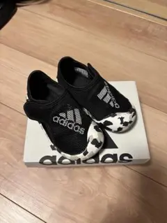 【5/11まで値下げします】 adidas サンダル　水陸両用　14cm