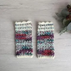 手編みのブルー系ハンドウォーマー