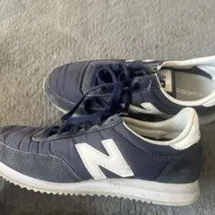 New Balance ネイビー スニーカー