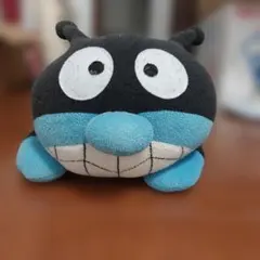 バイキンマンのぬいぐるみ 笑顔のキャラクター 黒と青