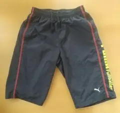 Puma Fußballデザイン ハーフパンツ 黒 150