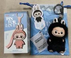 THE MONSTERS PIN FOR LOVE イニシャルマスコット【R】②