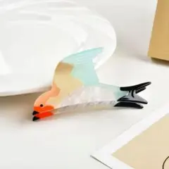 ツバメ　燕　鳥　バード　ヘアクリップ　ヘアアクセサリー　バレッタ　ヘアクロー